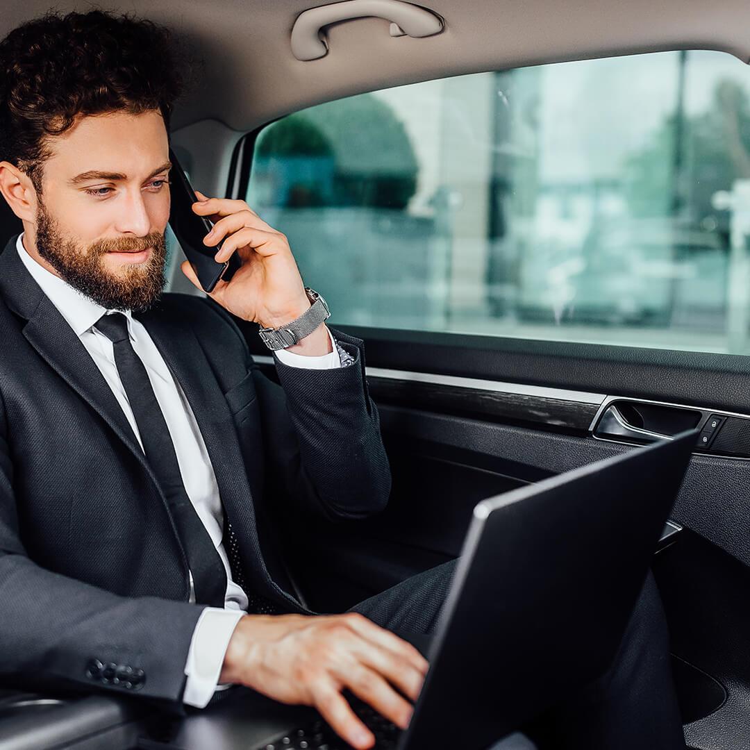 Luxury transfer with Black Leader Athens